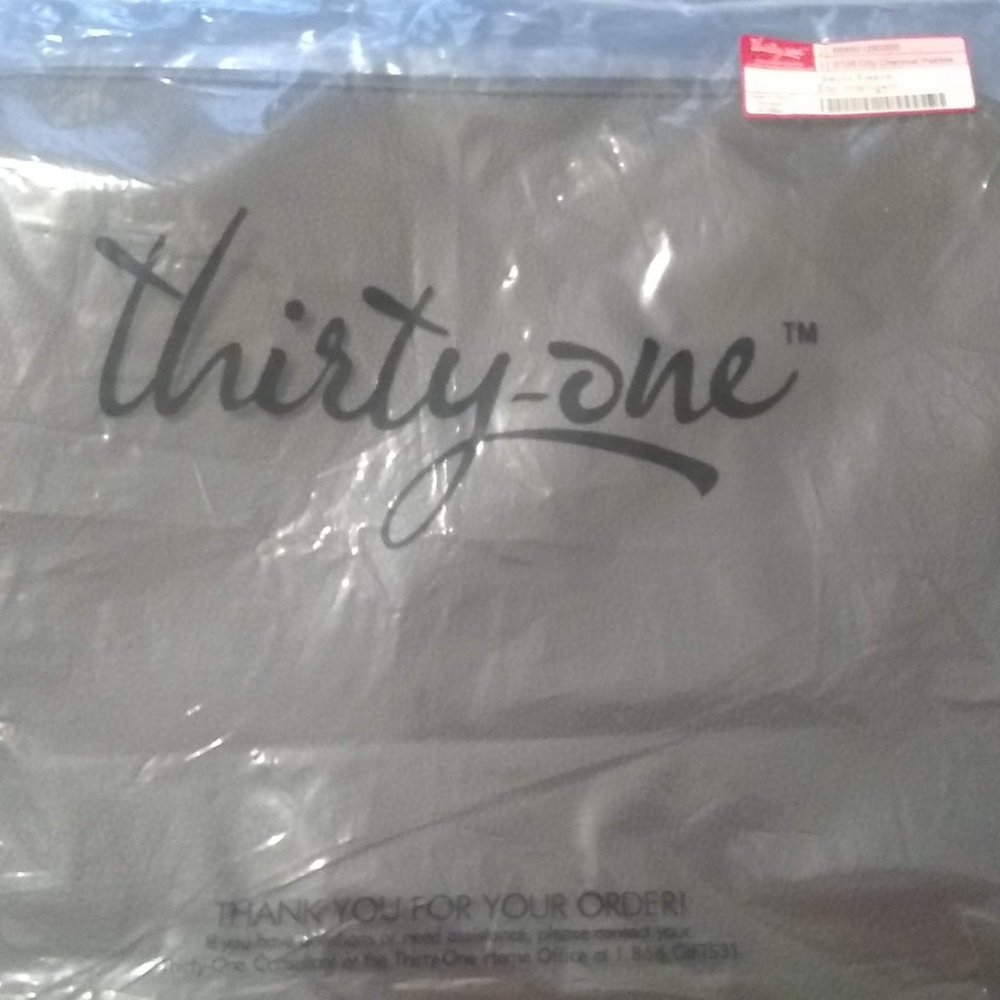 thirty-one 15" laptop zipper case